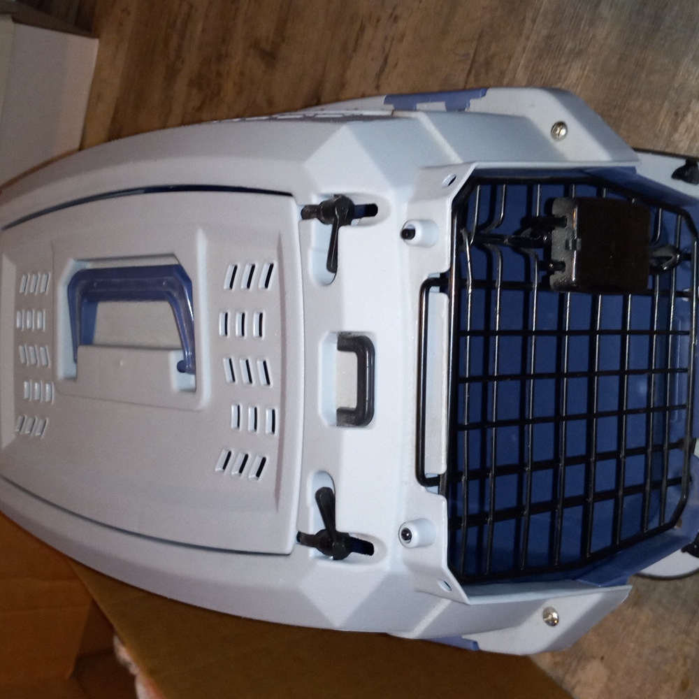 Car or small dog carrier